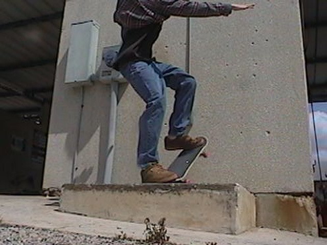 nosebluntslide4.jpg